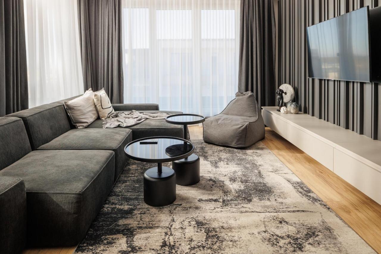 Apartment Mandala Designer Apartments With Free Private Parking, Near Mall Coresi *