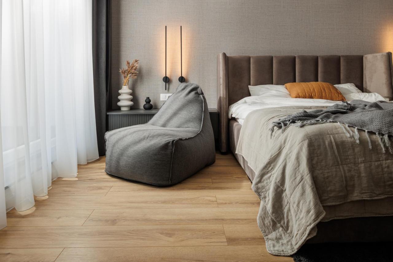 Mandala Designer Apartments With Free Private Parking, Near Mall Coresi Apartment Brașov