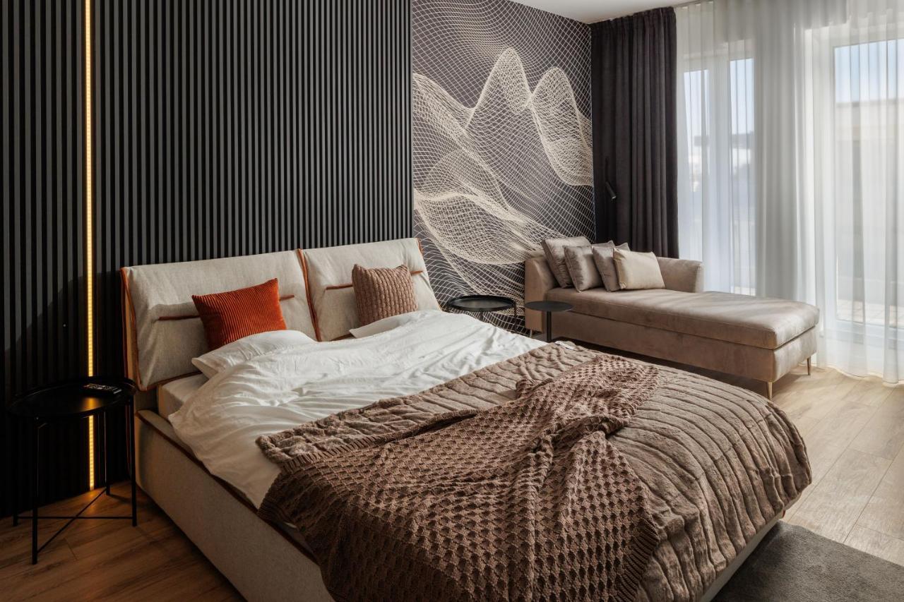 Mandala Designer With Free Private Parking, Near Mall Coresi * Brasov