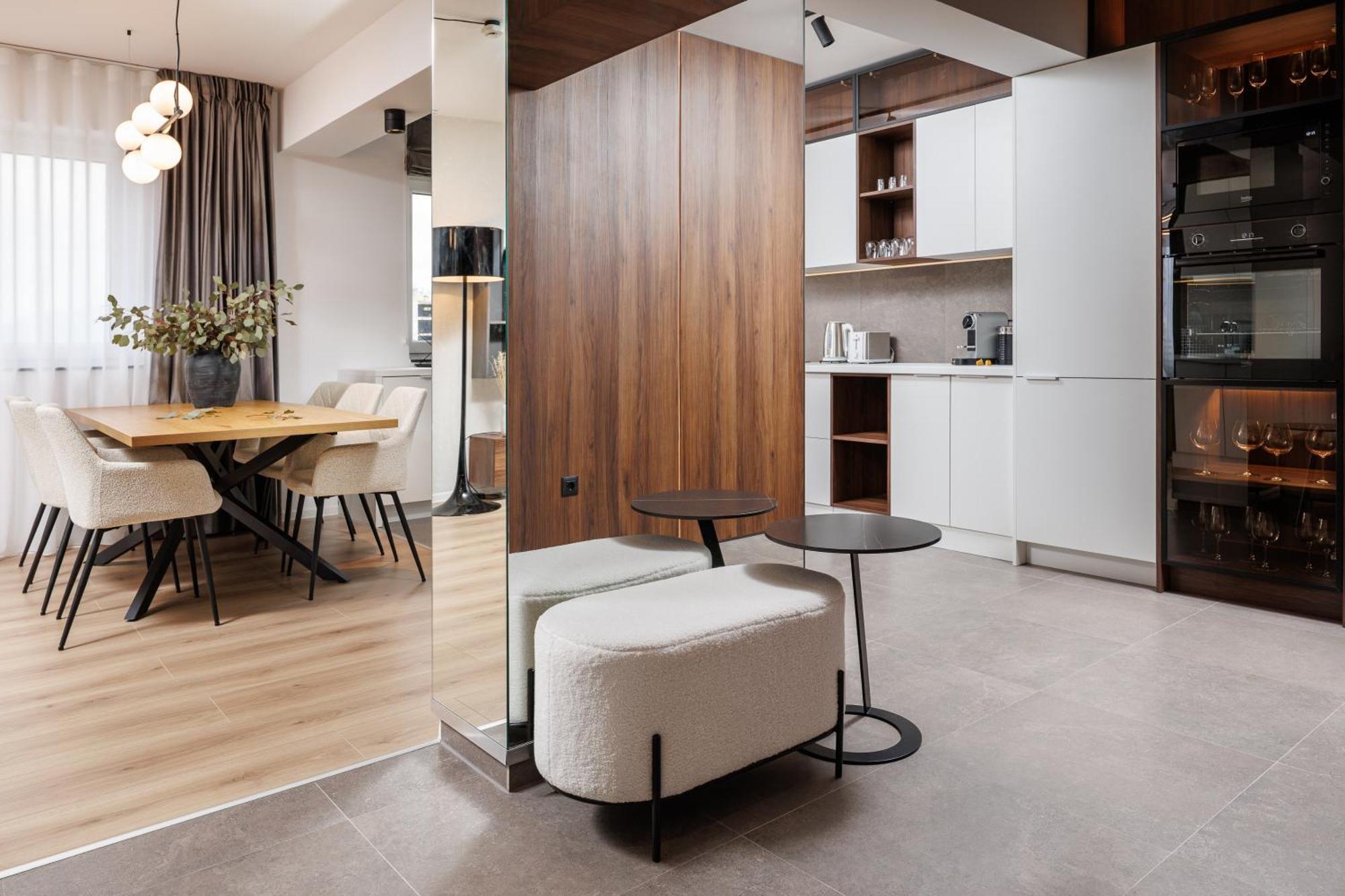 Apartment Mandala Designer Apartments With Free Private Parking, Near Mall Coresi *
