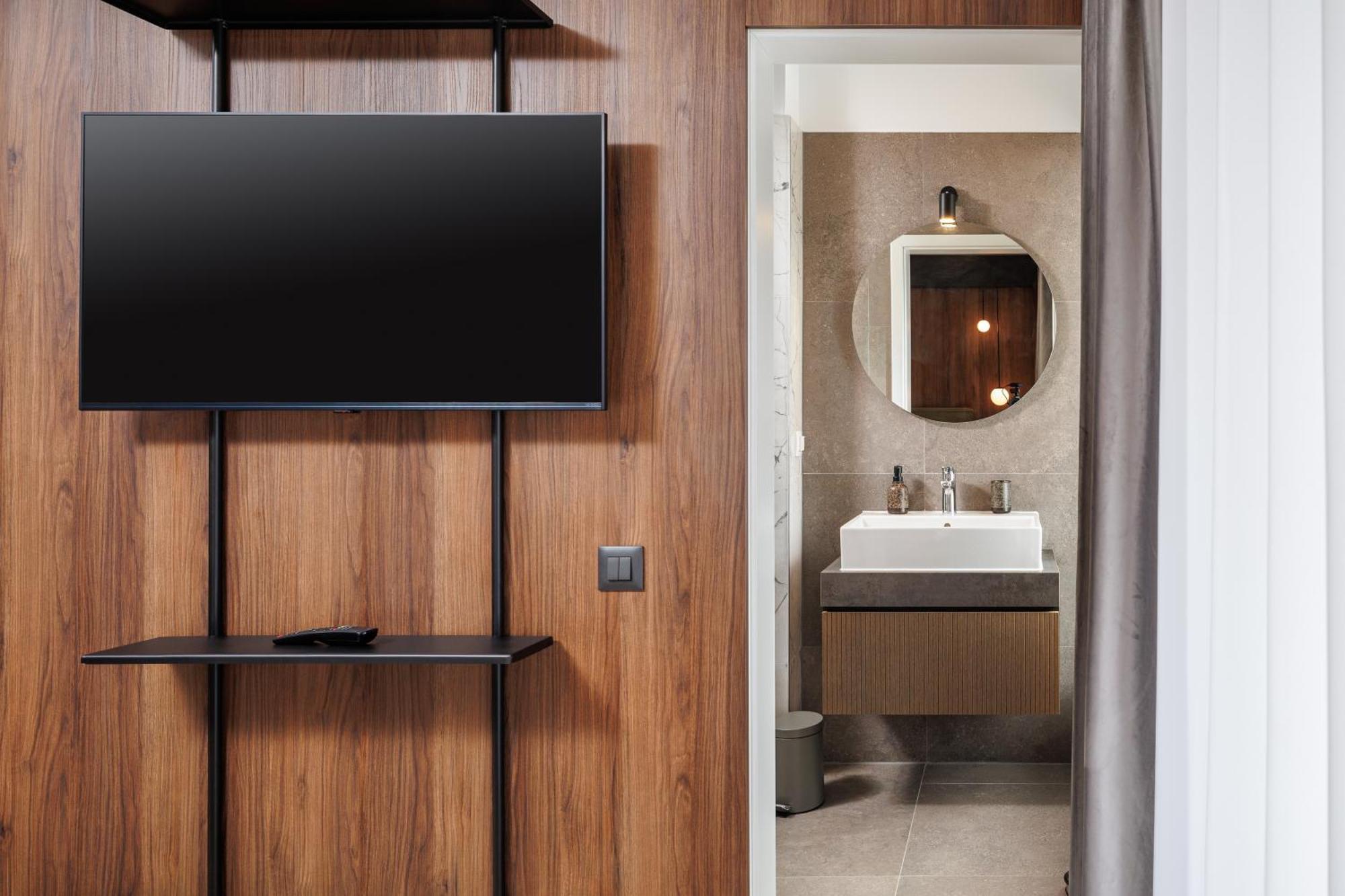 Mandala Designer Apartments With Free Private Parking, Near Mall Coresi Apartment Brașov